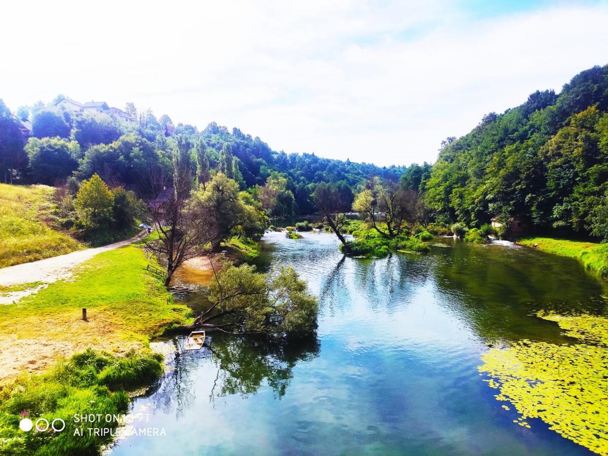 Smaragd River Near Rastoke & Plitvice Lakes Slunj Bagian luar foto