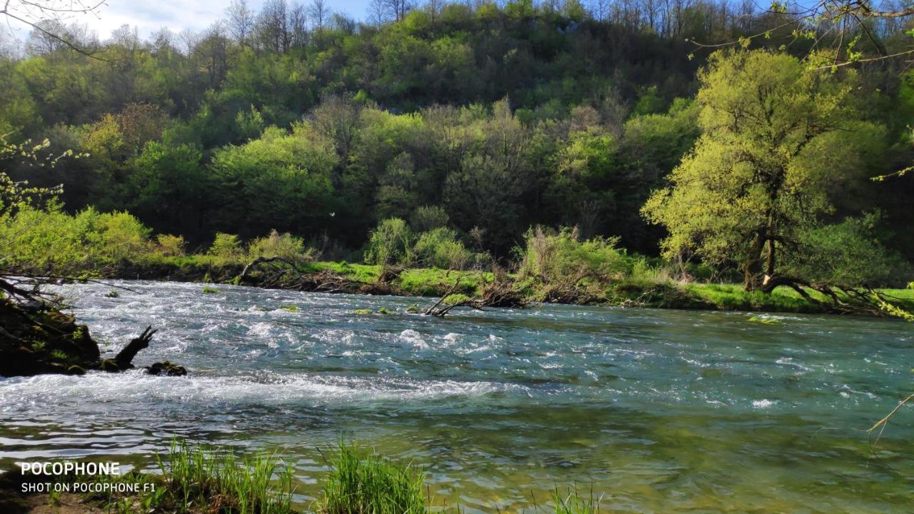 Smaragd River Near Rastoke & Plitvice Lakes Slunj Bagian luar foto